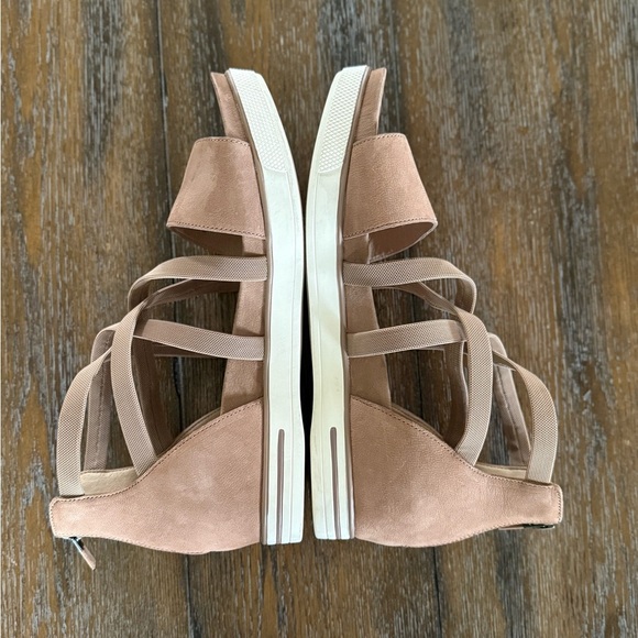 Eileen Fisher Women's Star Sport Tan Beige Wedge Strappy Sandals Size 10 - Picture 7 of 10